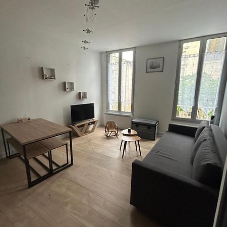 Apartamento Chez Noemie Saintes Exterior foto